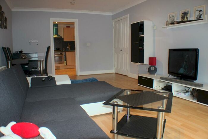 1 Bedroom Apartment To Rent In Bellegrove Road, Welling, DA16