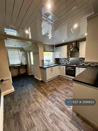 2 Bedroom Terraced House To Rent In Old Road, Hyde, SK14