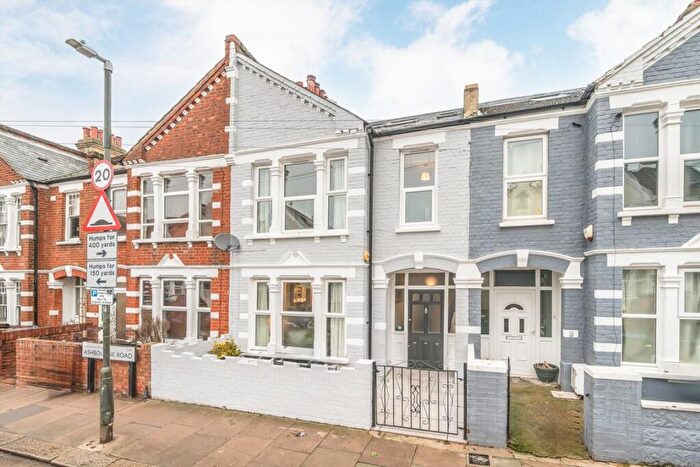3 Bedroom Terraced House For Sale In Ashbourne Road, Tooting, CR4