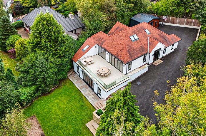 4 Bedroom Detached House For Sale In Hall Drive, Alkrington, Middleton, Manchester, M24