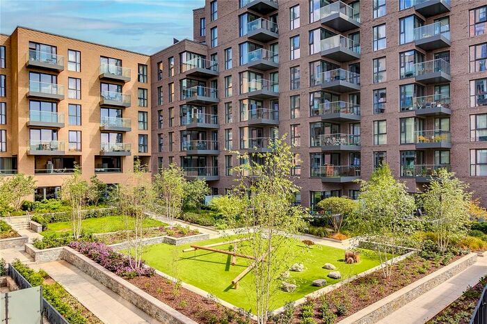 2 Bedroom Flat To Rent In Willowbrook House, Coster Avenue, London, N4