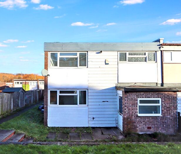 3 Bedroom End Of Terrace House For Sale In Badger Road, Sheffield, S13