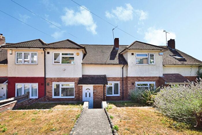 2 Bedroom Terraced House For Sale In Madden Avenue, Chatham, Kent, ME5
