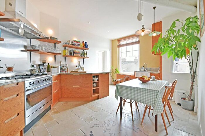 1 Bedroom Flat To Rent In Inglewood Road, West Hampstead, NW6