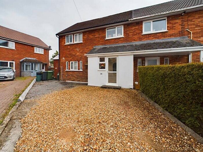 3 Bedroom Semi-Detached House For Sale In Whitesands Road, Llanishen, Cardiff., CF14