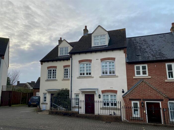 3 Bedroom Terraced House To Rent In Freemans Orchard, Newent, GL18