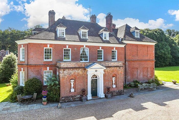 1 Bedroom Flat For Sale In School Road, Tilmanstone, Deal, Kent, CT14