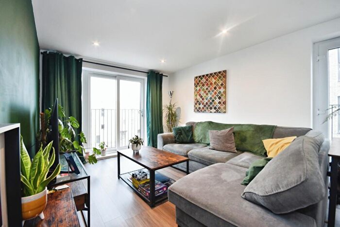 2 Bedroom Flat For Sale In Enriqueta Rylands Close, Manchester, Lancashire, M32