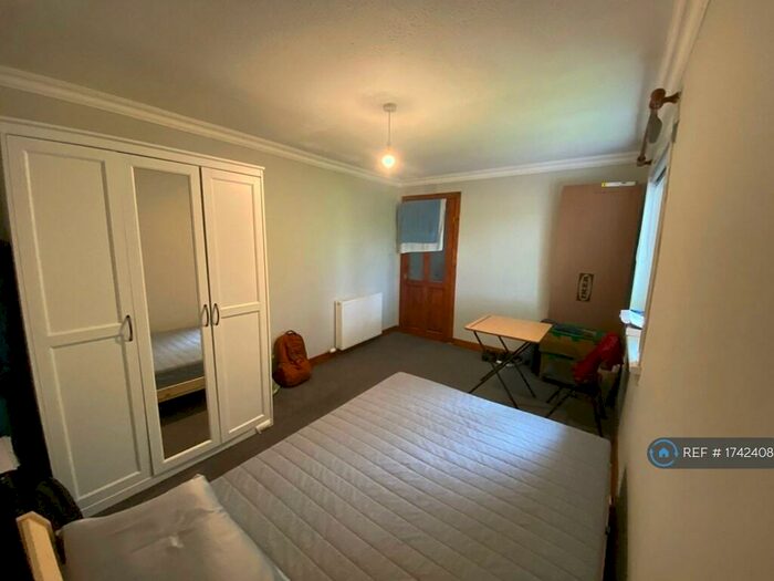 4 Bedroom End Of Terrace House To Rent In Cluny Gardens, Baillieston, Glasgow, G69