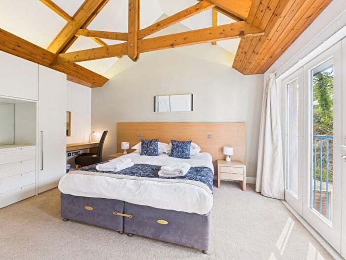 2 Bedroom Property For Sale In Bissoe Road, Carnon Downs, Truro, TR3