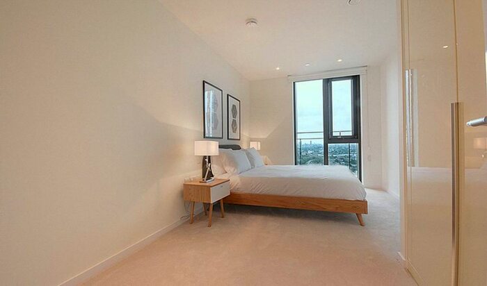 1 Bedroom Flat To Rent In St Gabriel Walk, Elephant And Castle, London, SE1