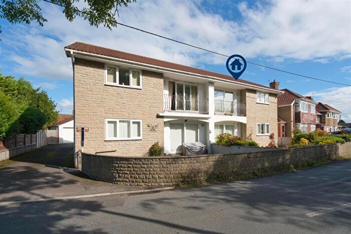 2 Bedroom Flat For Sale In Ebdon Road, Worle - Garage, BS22