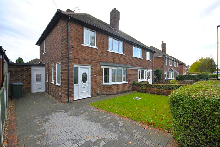 3 Bedroom Semi-detached House For Sale In Barnby Dun Road, Clay Lane, Doncaster, DN2