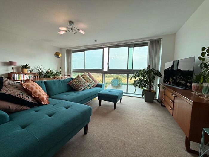2 Bedroom Apartment To Rent In River Crescent, Waterside Way, NG2
