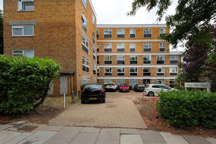 2 Bedroom Flat For Sale In Long Acre Court, W13