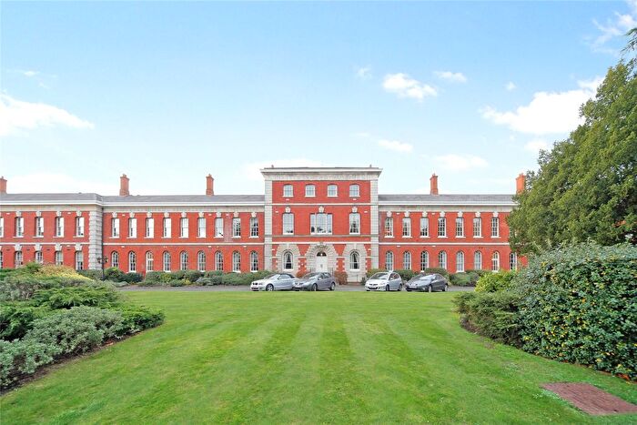 2 Bedroom Flat To Rent In Ellesmere Place, Walton-On-Thames, KT12