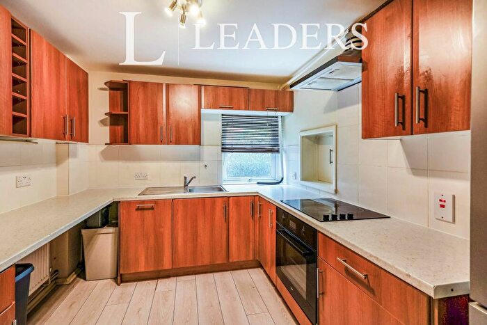 3 Bedroom Terraced House To Rent In The Willows, Twyford Avenue, PO2