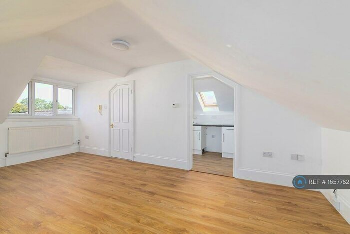 1 Bedroom Flat To Rent In Footscray Road, London, SE9