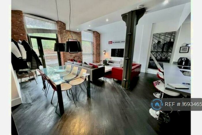 2 Bedroom Flat To Rent In Macintosh Mills, Manchester, M1