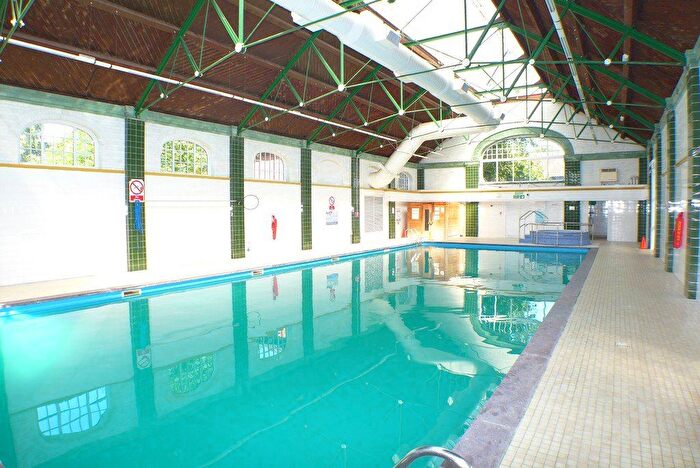 1 Bedroom Flat To Rent In Rowanwood Avenue, The Hollies, DA15