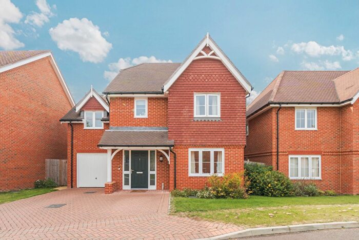 4 Bedroom Detached House For Sale In Tiger Moth Lane, Elstead, GU8