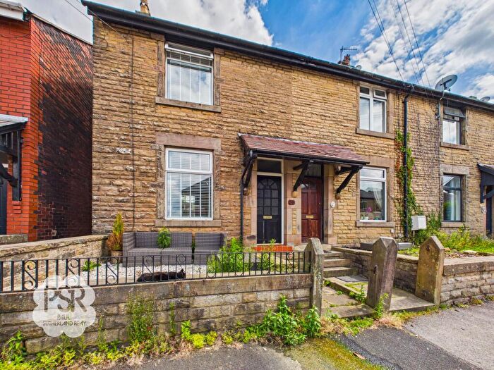 2 Bedroom Semi-Detached House For Sale In Arden Street, New Mills, SK22
