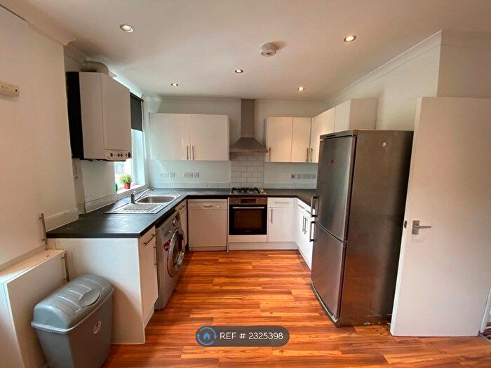 1 Bedroom Flat To Rent In Talgarth Road, London, W14