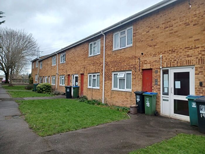 1 Bedroom Flat For Sale In Coates Dell, Garston, Watford, WD25