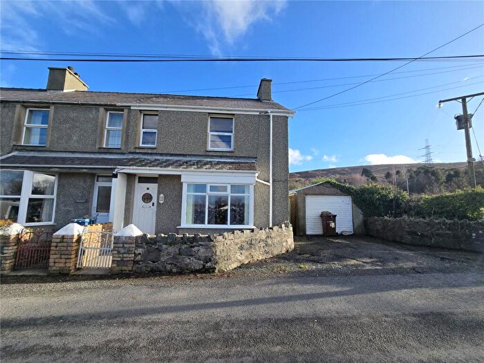 2 Bedroom House For Sale In Ceunant, Caernarfon, Gwynedd, LL55