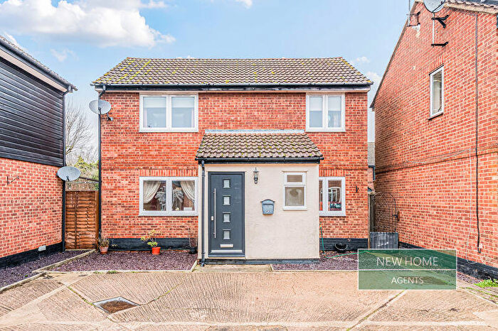 3 Bedroom Detached House For Sale In De Mandeville Road, Elsenham, Bishop's Stortford, CM22