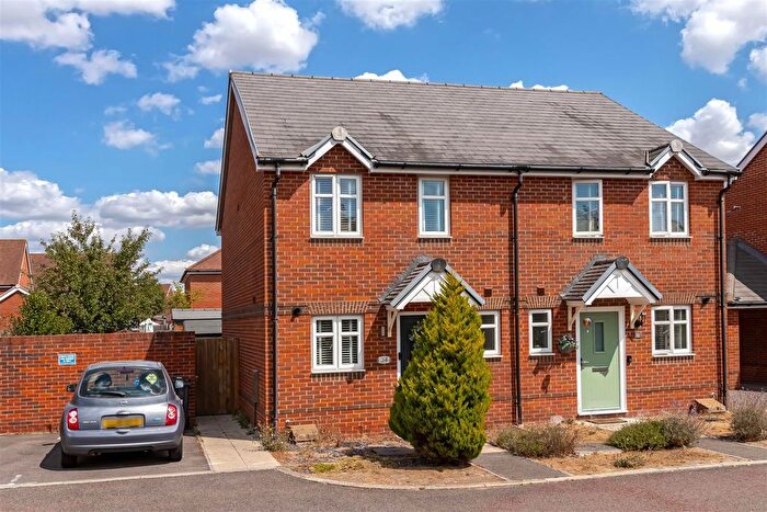2 Bedroom Semi-Detached House For Sale In Malthouse Way, Worthing, BN13