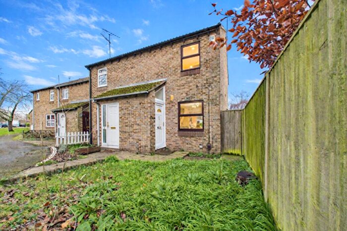 2 Bedroom End Of Terrace House For Sale In The Delph, Lower Earley, Reading, Berkshire, RG6