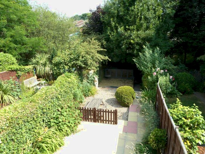 3 Bedroom Terraced House For Sale In Lowfield Road, Caversham, Reading, RG4