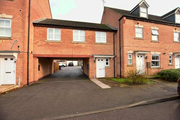 2 Bedroom Flat To Rent In Jackdaw Road, Corby NN18