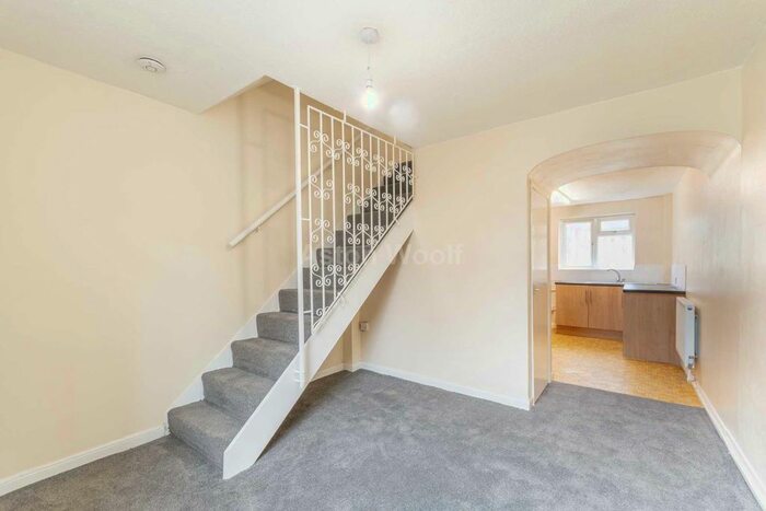 2 Bedroom Terraced House To Rent In Sandon Street, Nottingham, NG7