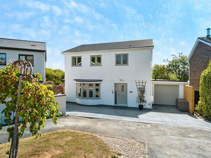 4 Bedroom Detached House For Sale In Hilltop, Llanelli, Carmarthenshire, SA14