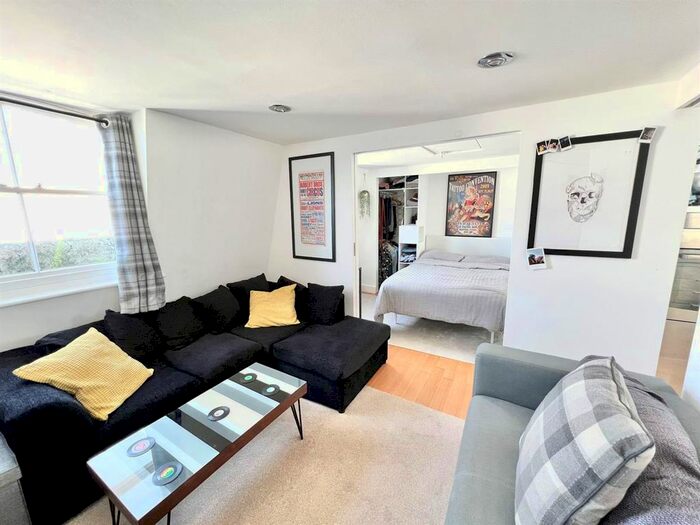 1 Bedroom Flat To Rent In The Albemarle, Marine Parade, Brighton, BN2
