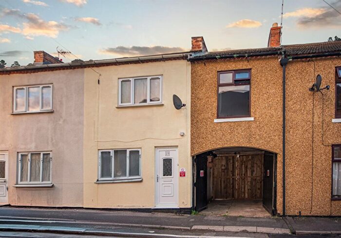 2 Bedroom Terraced House For Sale In Burghley Close, Desborough, Kettering, NN14