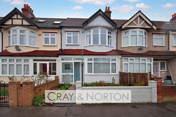 3 Bedroom Terraced House For Sale In Addiscombe Avenue, Addiscombe, CR0