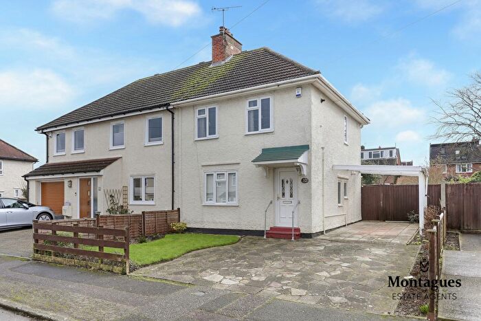 3 Bedroom Semi-Detached House For Sale In Frampton Road, Epping, CM16