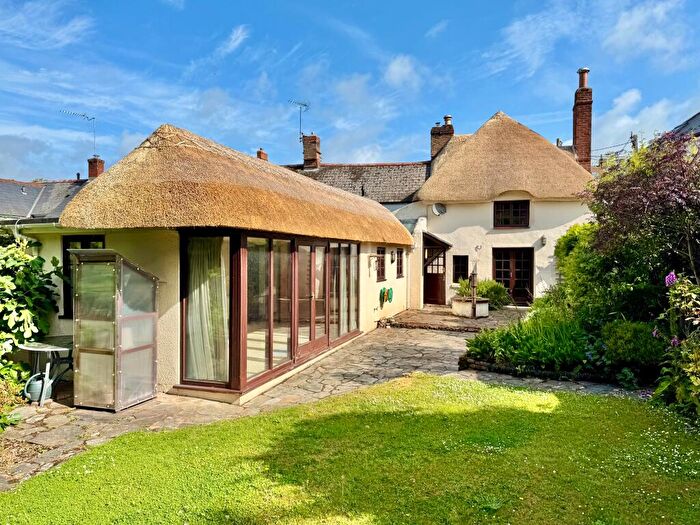 3 Bedroom Cottage For Sale In Longmeadow Road, Lympstone, EX8