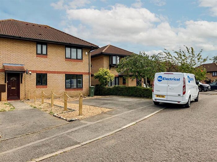 1 Bedroom Terraced House To Rent In Burano Grove, Wavendon Gate, Milton Keynes, MK7