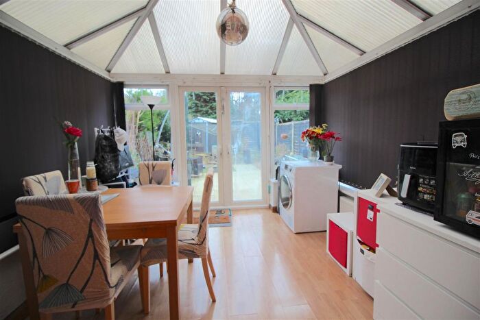 3 Bedroom Terraced House For Sale In Wyndhurst Road, Stechford, Birmingham, B33