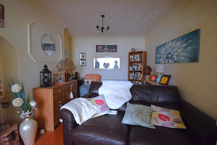 3 Bedroom Terraced House For Sale In Sewall Highway, Coventry, CV2
