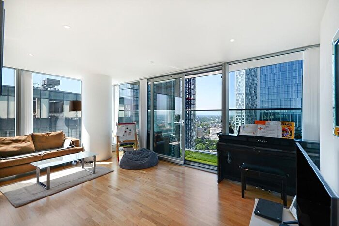 2 Bedroom Flat To Rent In Marsh Wall London, E14