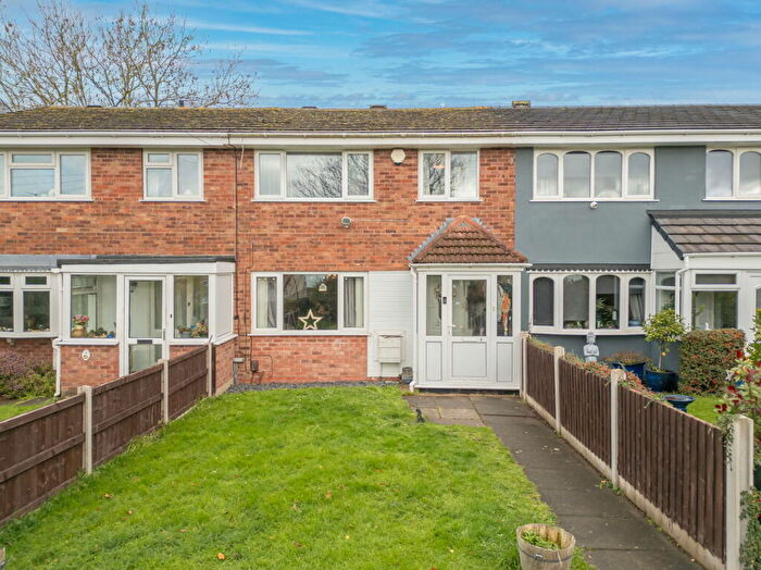 3 Bedroom Terraced House For Sale In Woodend Close, Redditch, B97