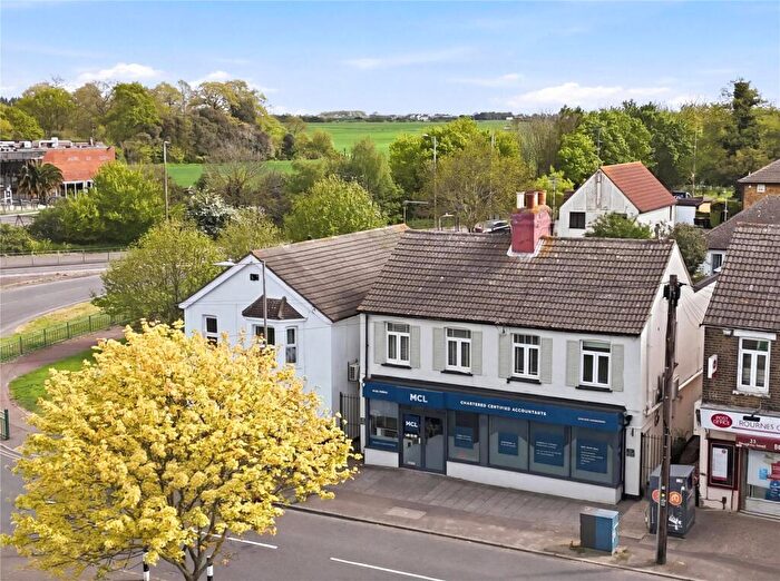 3 Bedroom Maisonette For Sale In Shoebury Road, Thorpe Bay, Essex, SS1