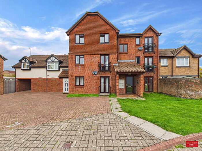 1 Bedroom Maisonette For Sale In Cranham Close, Abbeymead, Gloucester, GL4