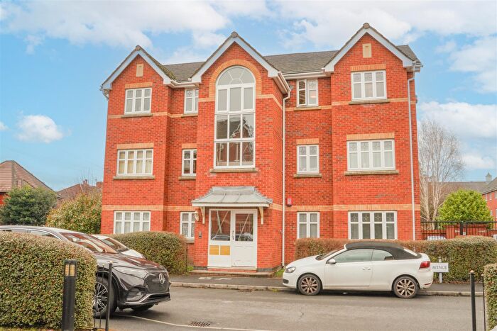 2 Bedroom Apartment For Sale In Holden Avenue, Whalley Range, M16