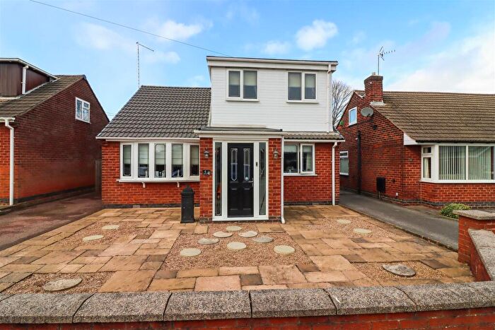 3 Bedroom Detached Bungalow For Sale In Freydon Way, Calow, Chesterfield, S44